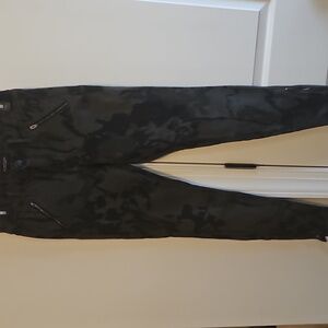 ladies sz 27 habitual green camo skinny jeans zippered ankles amalia